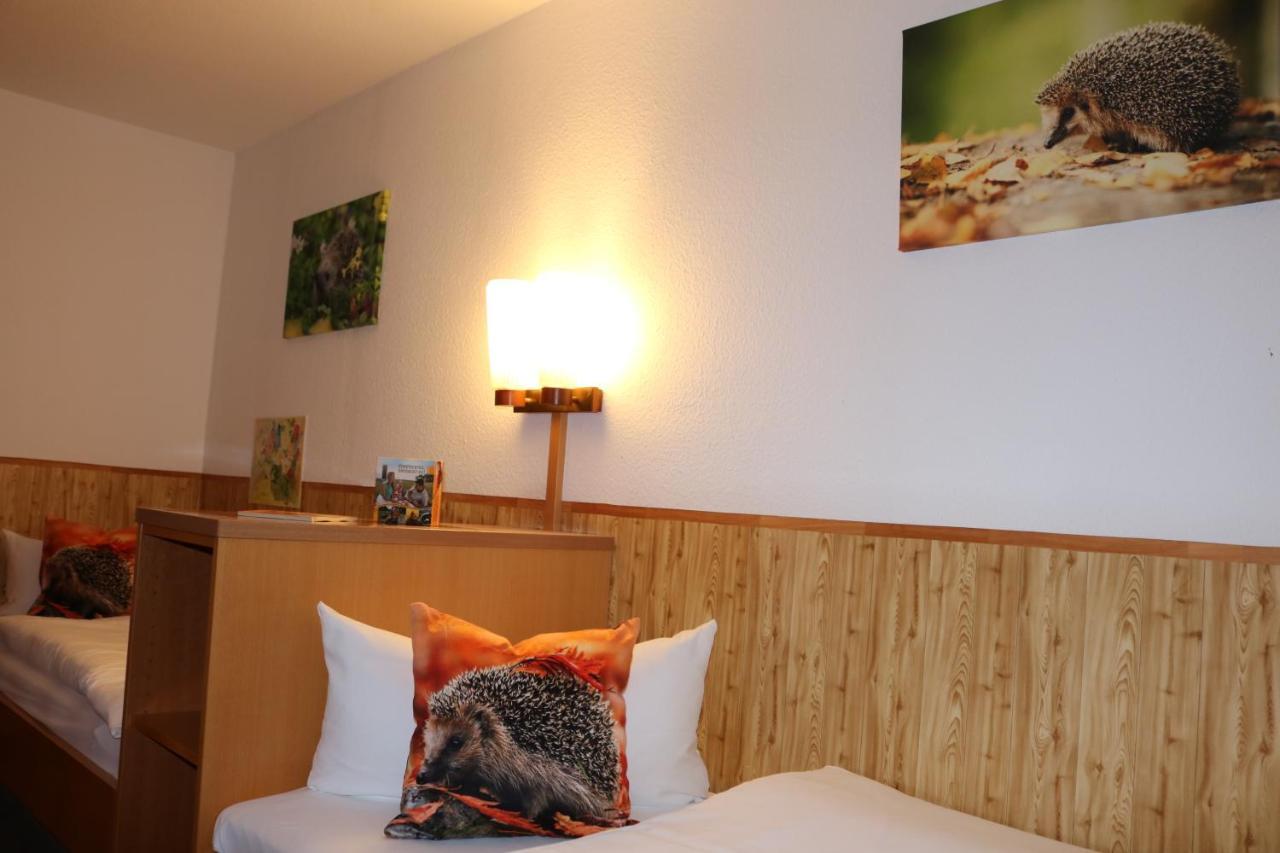 Hotel Und Restaurant Karpfenschaenke Schenkendobern エクステリア 写真